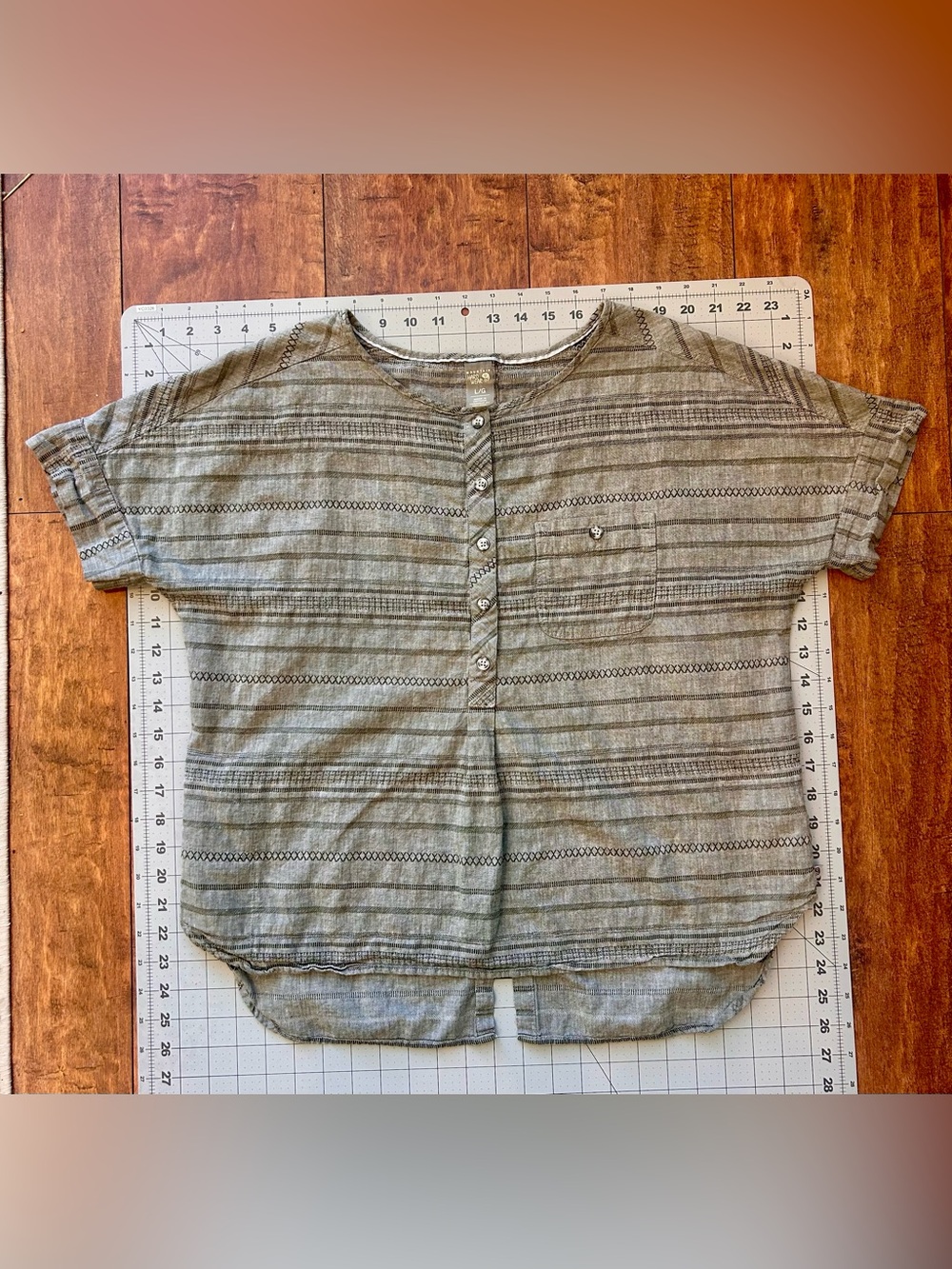 Mountain Hardwear Cotton Linen Embroidered Henley Short Sleeve | Womens Large